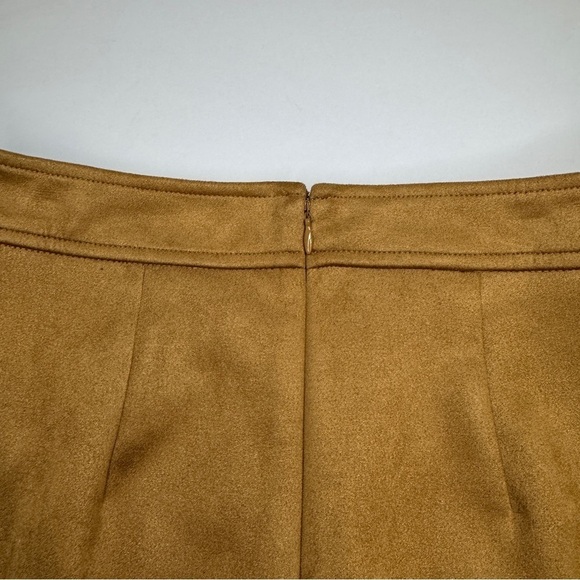 Loft Skirt Womens sz 2 Tan Faux Suede Pockets Academia Modern Boho skirt - Picture 3 of 8